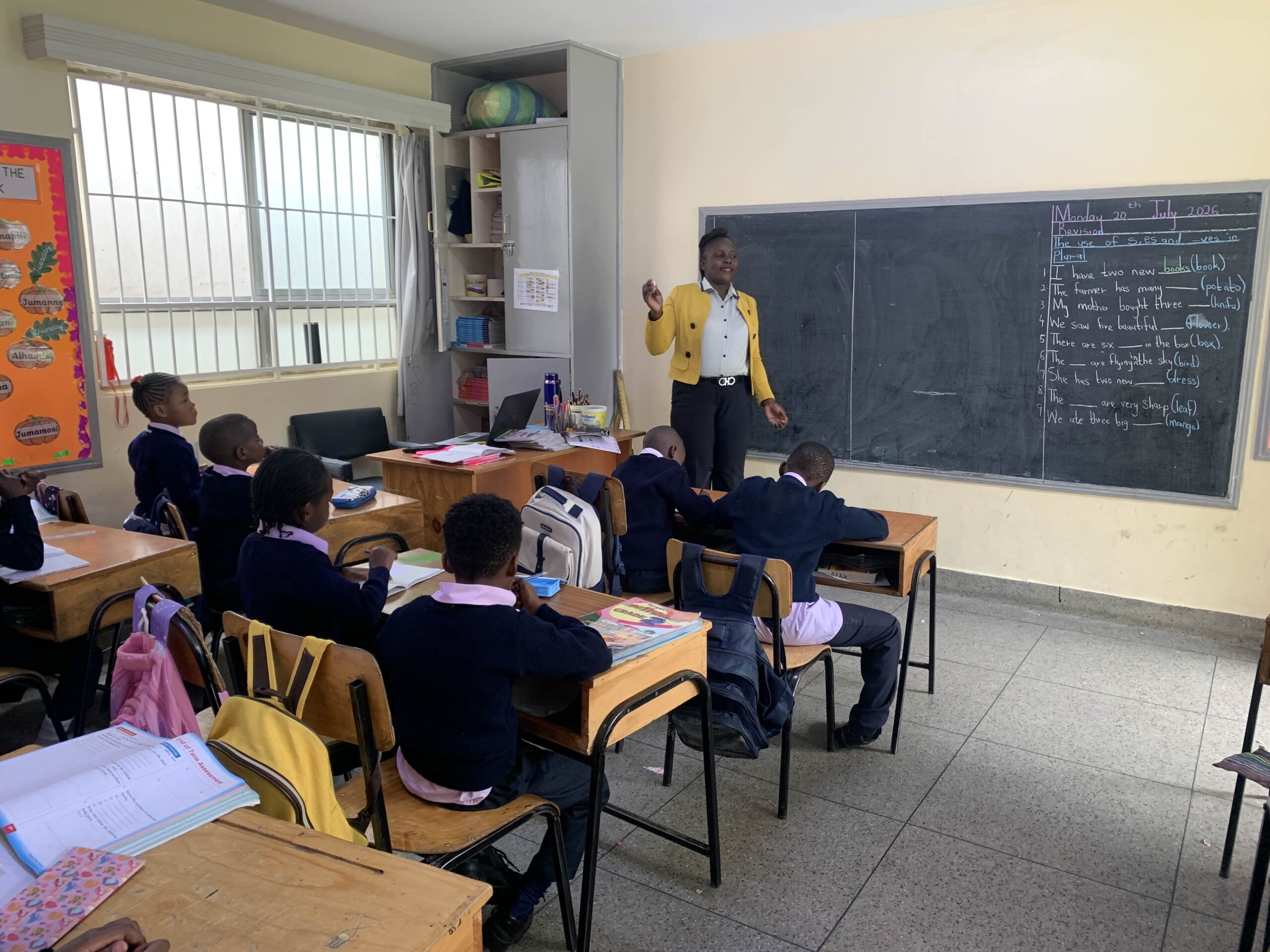 kings international academy classroom photo