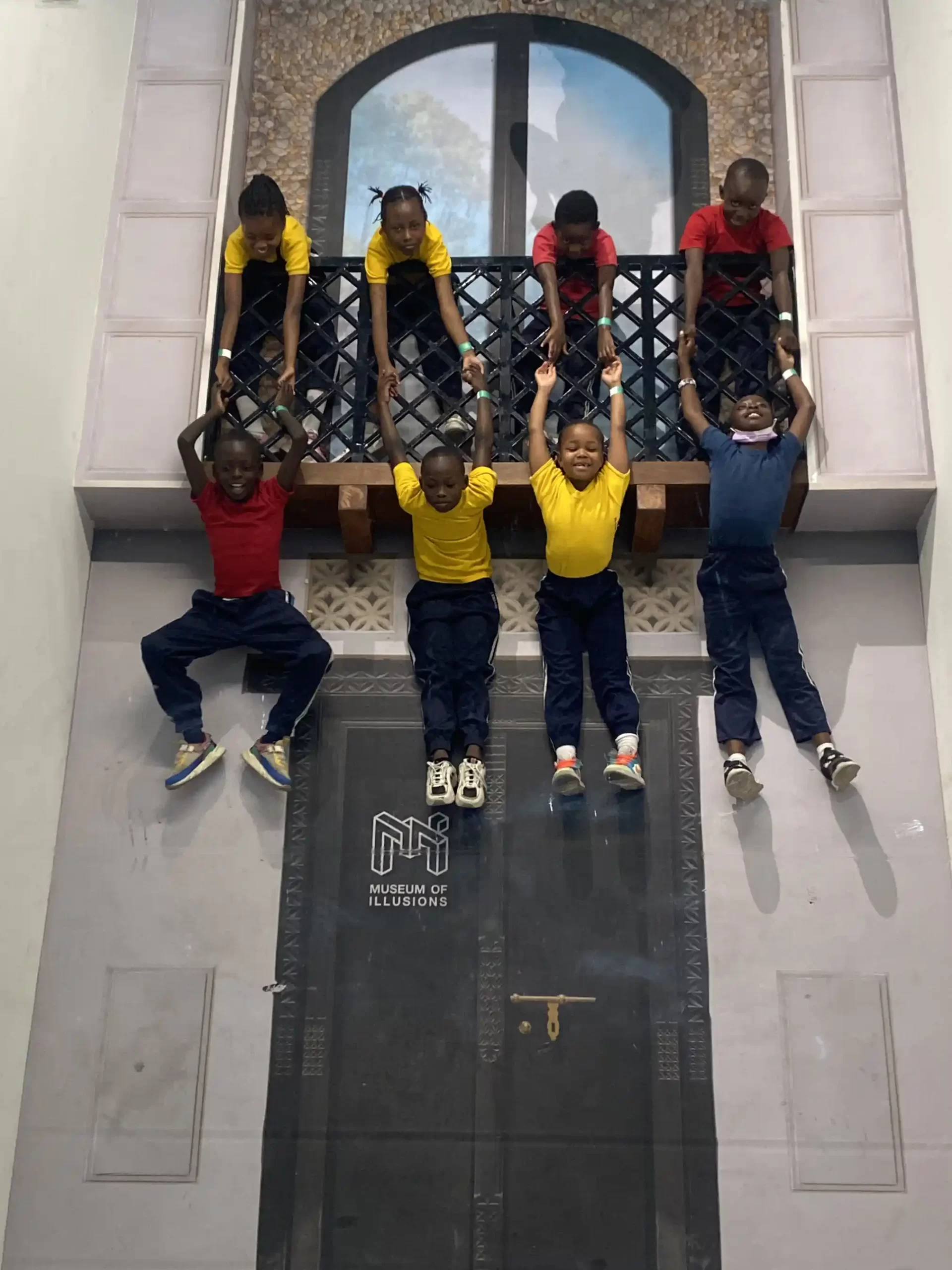 kings international academy learners at the 2023 academic tour at the museum of illusions (17)
